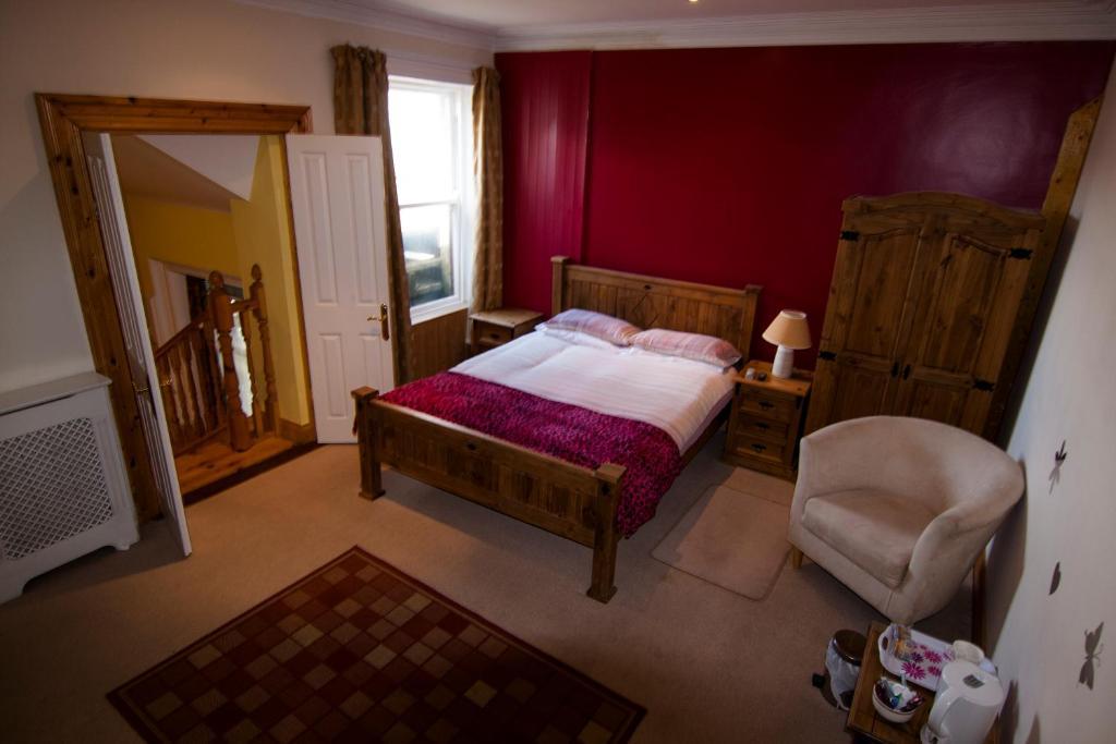 Clarmont Guest House Portrush Room photo